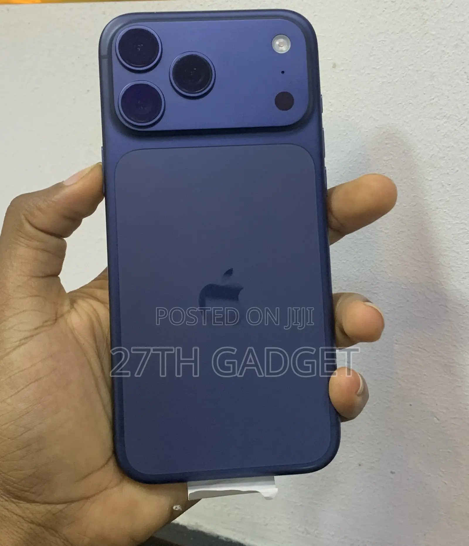 New Apple iPhone 17 Pro Max 256 GB Blue
