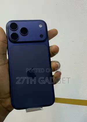 New Apple iPhone 17 Pro Max 256 GB Blue
