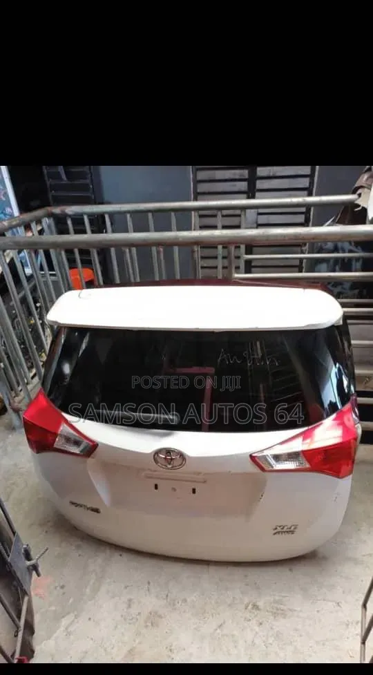 Complete Boot Rav4 2016