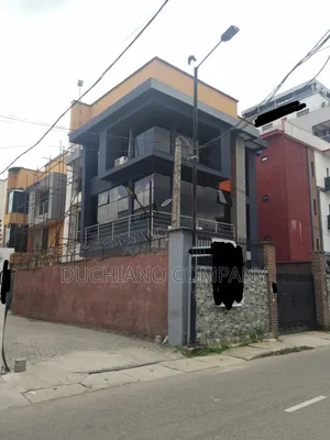 4 Bedroom Fully Detached Duplex for Commercial Use