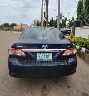 Toyota Corolla LE Special Edition 4dr Sedan (1.8L 4cyl 4A) 2013 Blue