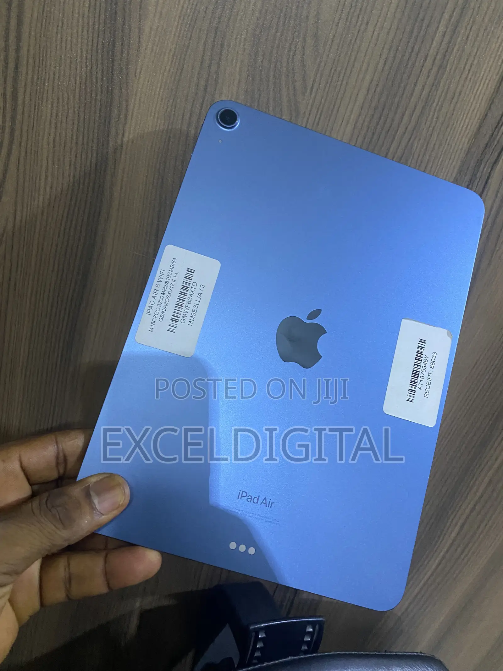 Apple iPad Air (2022) 64 GB Blue