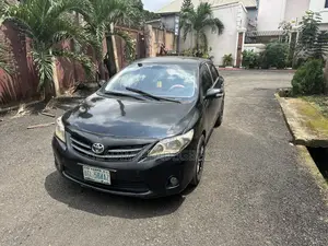 Toyota Corolla 2010 Black
