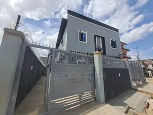 1bdrm Apartment in Shomolu for rent