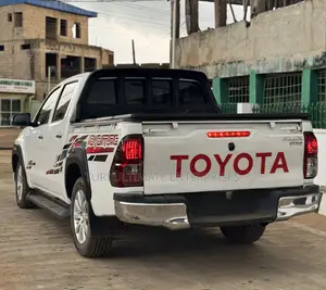 Toyota Hilux 2.0 VVT-i SRX 2011 White