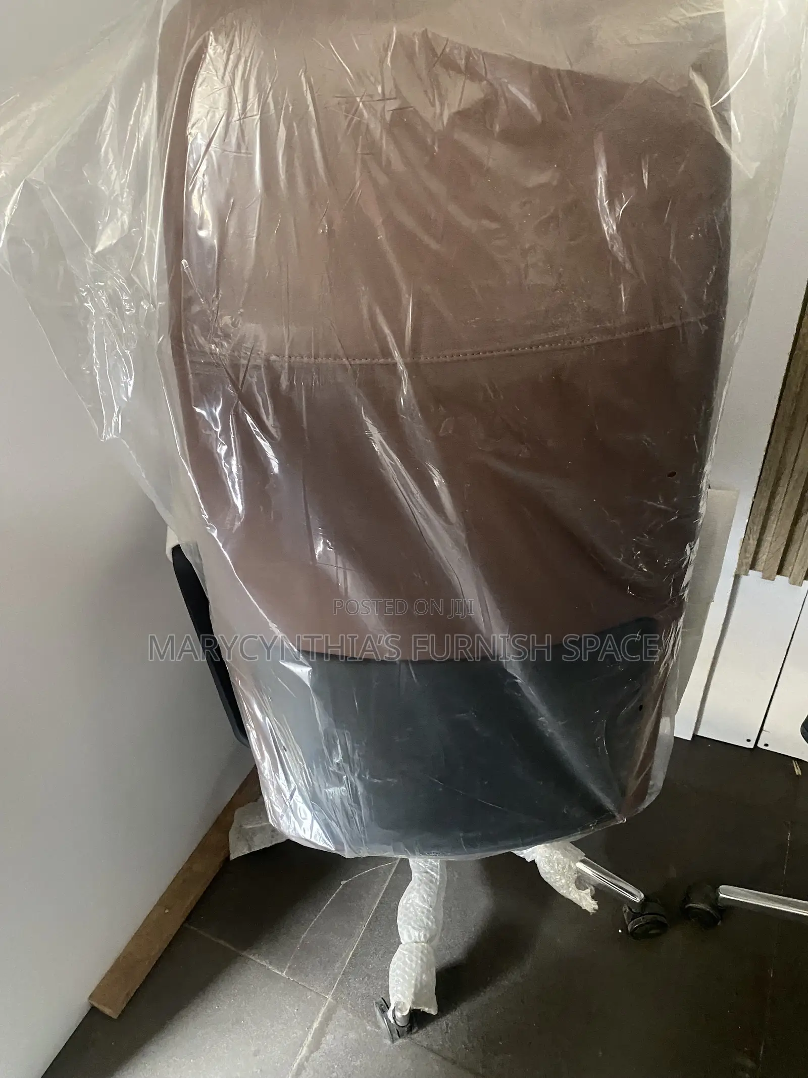  Executive Luxury Office Chair