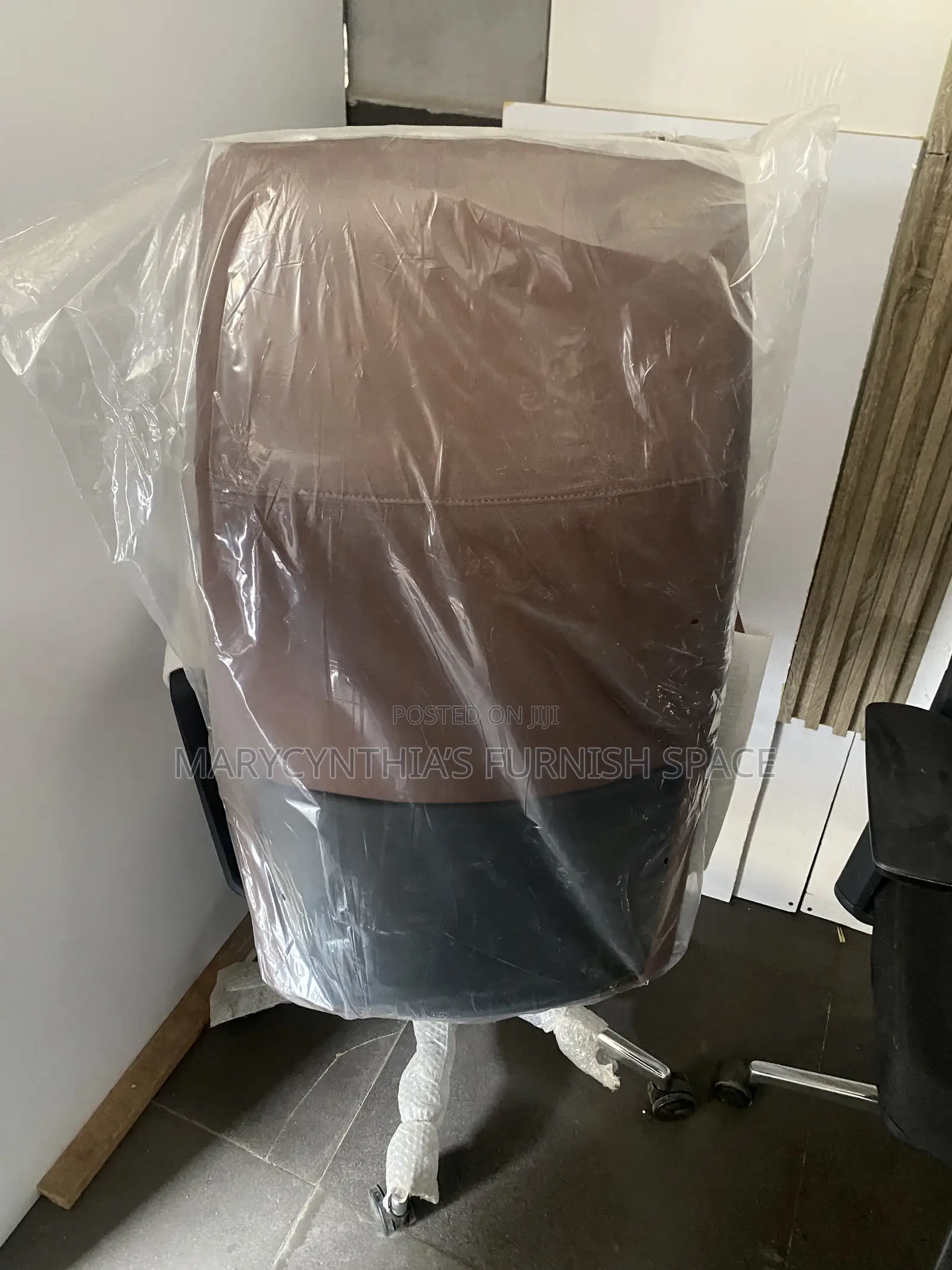  Executive Luxury Office Chair