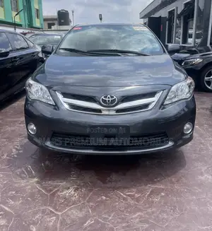 Toyota Corolla LE 4dr Sedan (1.8L 4cyl 4A) 2012 Gray
