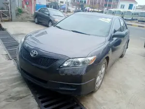 Toyota Camry 2008 Gray