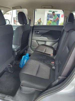 Mitsubishi Outlander 2014 Silver