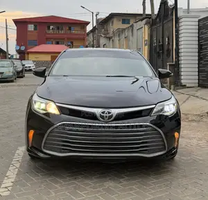 Toyota Avalon Limited Sedan FWD (3.5L 6cyl 6A) 2013 Black