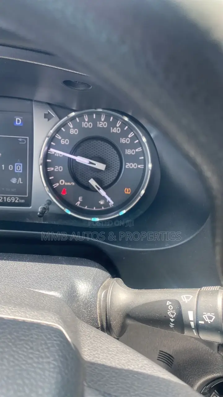 Lexus LX 600 2023 Gray