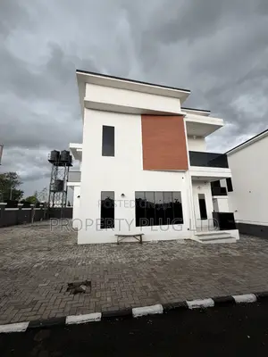 5bdrm Duplex in Kaura for sale