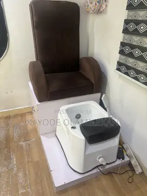 Classic Pedicure Chair