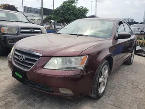 Hyundai Sonata 2010 Red