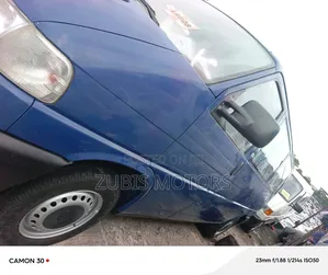 Volkswagen Transporter 2005 Blue