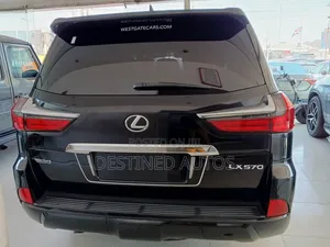 Lexus LX 2018 Black