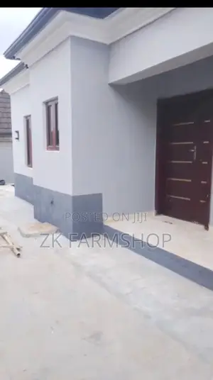 Mini Flat in Royal Estate, Akala Express for rent
