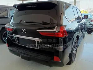 Lexus LX 2018 Black