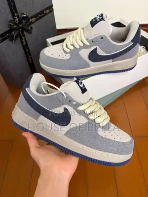 Fashionable Unisex Sneakers – Comfortable Trendy