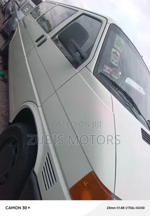 Volkswagen Transporter 2004 White