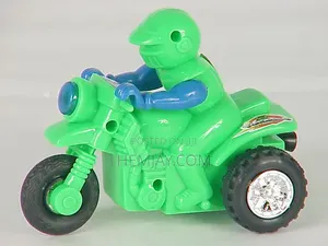 100pcs Kids Birthday Party Pack Toys. (Click to See More Images)