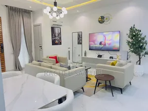 Brand New Luxury Three 3 Bedroom Duplex Apartment With Ps5