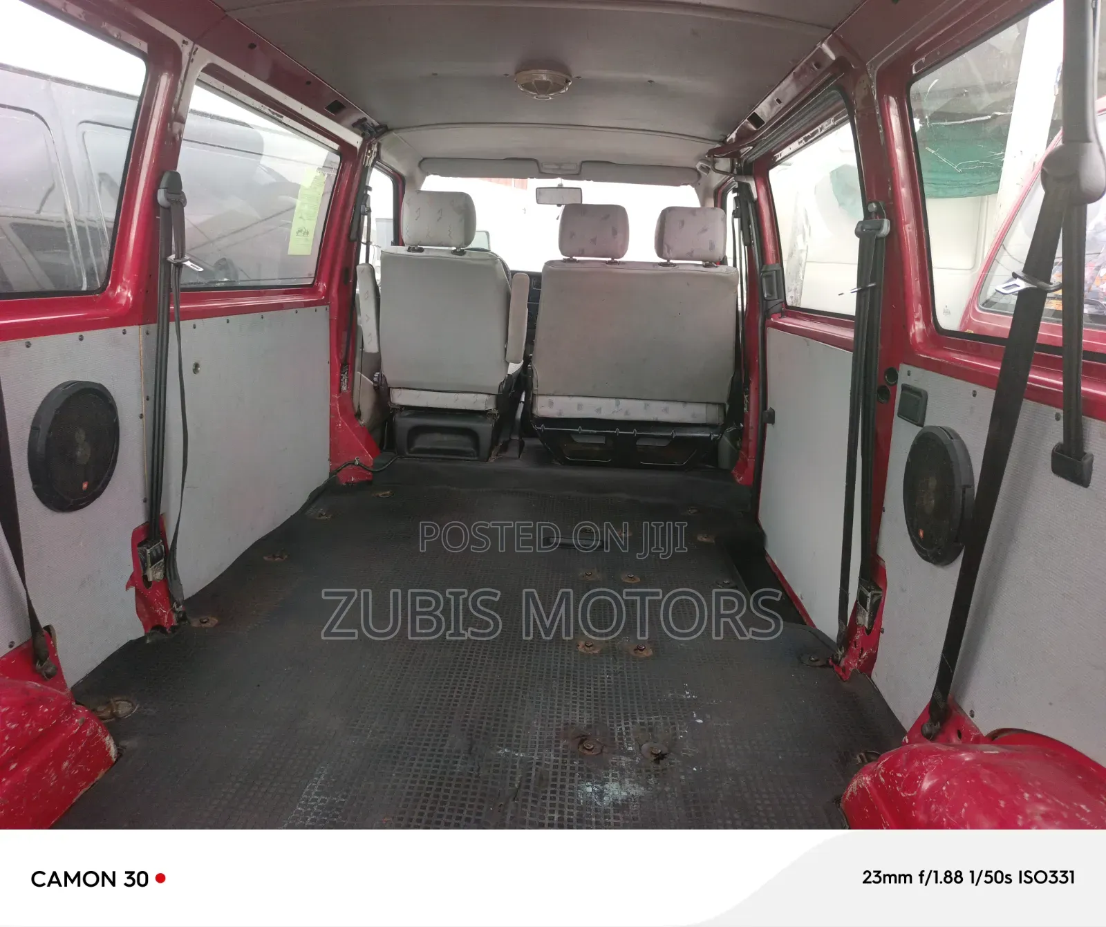 Volkswagen Transporter 2004 Red