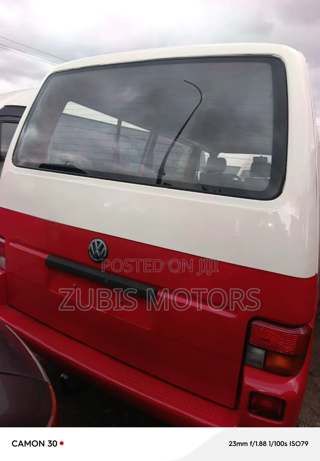 Volkswagen Transporter 2004 Red