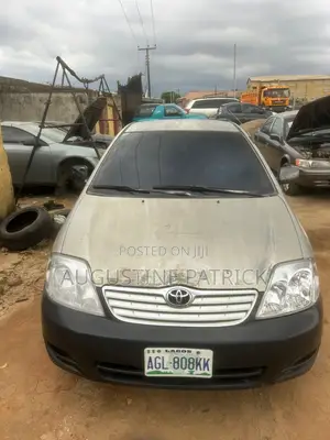 Toyota Corolla 2004 Silver