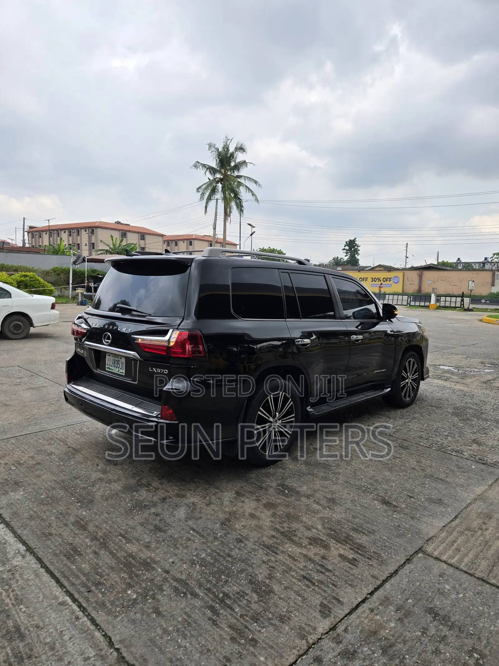 Lexus LX 570 2012 Black