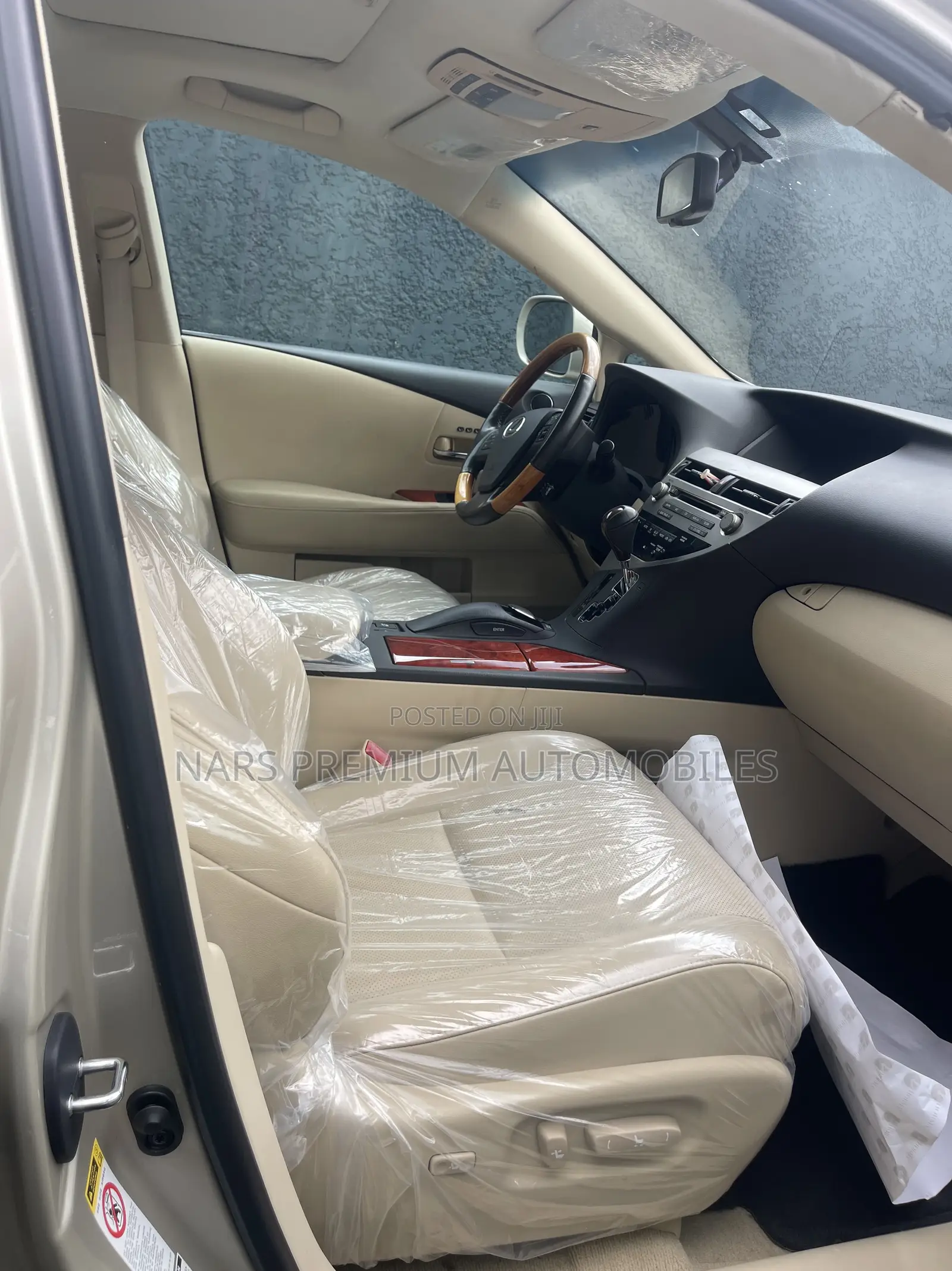 Lexus RX 350 2011 Gold