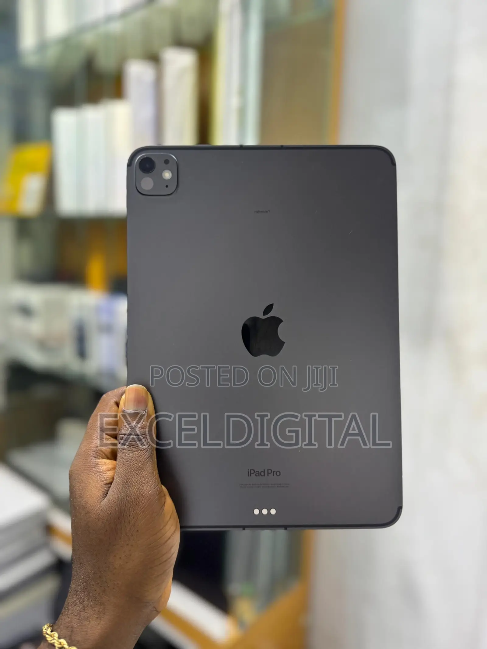 Apple iPad Pro 11 (2024) 256 GB Gray