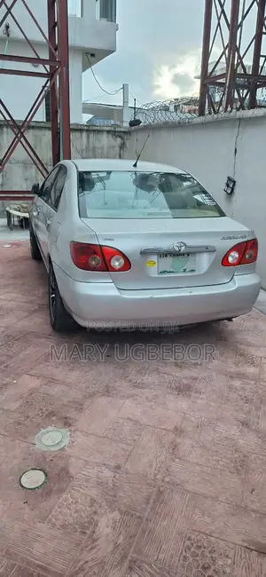 Toyota Corolla 2005 Silver