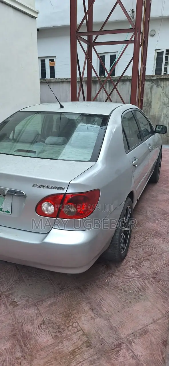 Toyota Corolla 2005 Silver