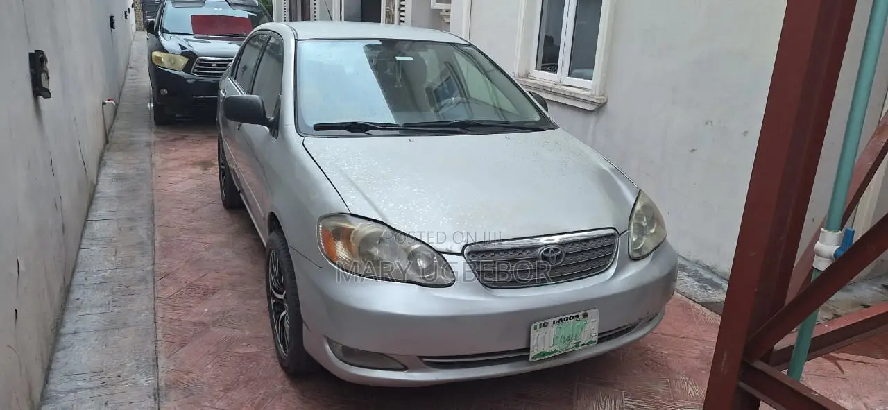 Toyota Corolla 2005 Silver