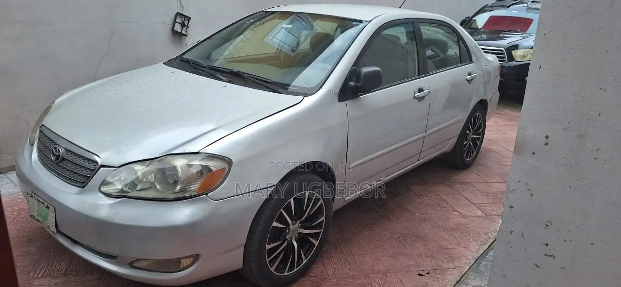 Toyota Corolla 2005 Silver