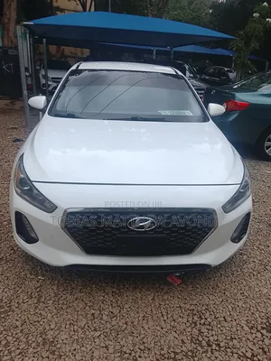 Hyundai Elantra Limited 2018 White