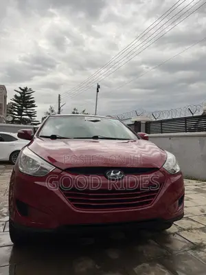 Hyundai Tucson GLS AWD 2013 Red