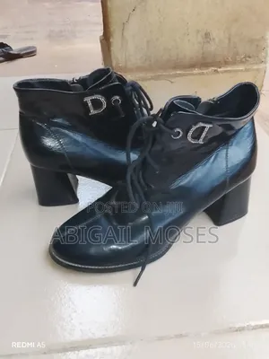 Elegant Faux Leather Pointed Heels No
