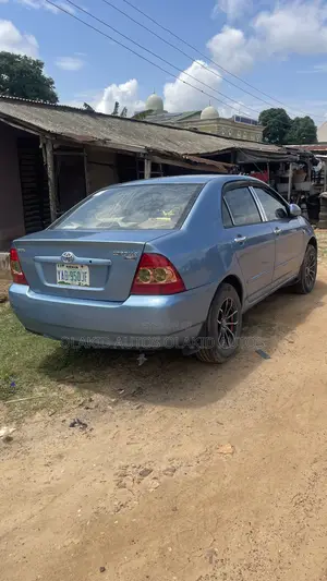 Toyota Corolla 2005 Blue