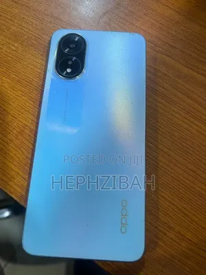 Oppo A18 128 GB Blue