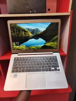 Laptop Asus ZenBook UX330UA 8GB Intel Core i5 SSD 256GB