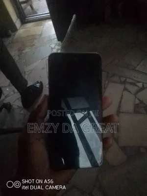 Tecno Spark 40 128 GB Silver