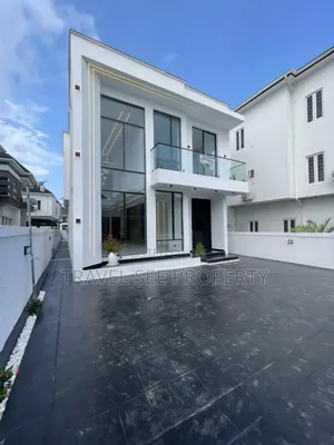 Furnished 5bdrm Duplex in Private Estate Lekki for sale