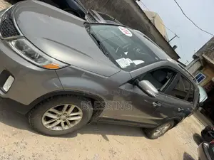 Kia Sorento 2013 Gray