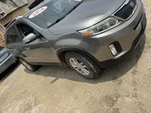 Kia Sorento 2013 Gray