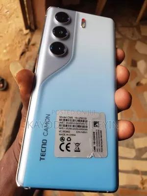 Tecno Camon 40 Pro 5G 256 GB Blue