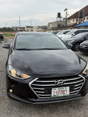Hyundai Avante 2015 Black