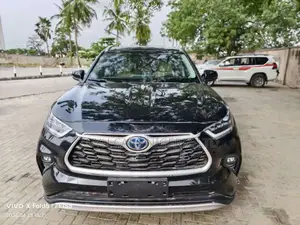 Toyota Highlander L 2022 Black
